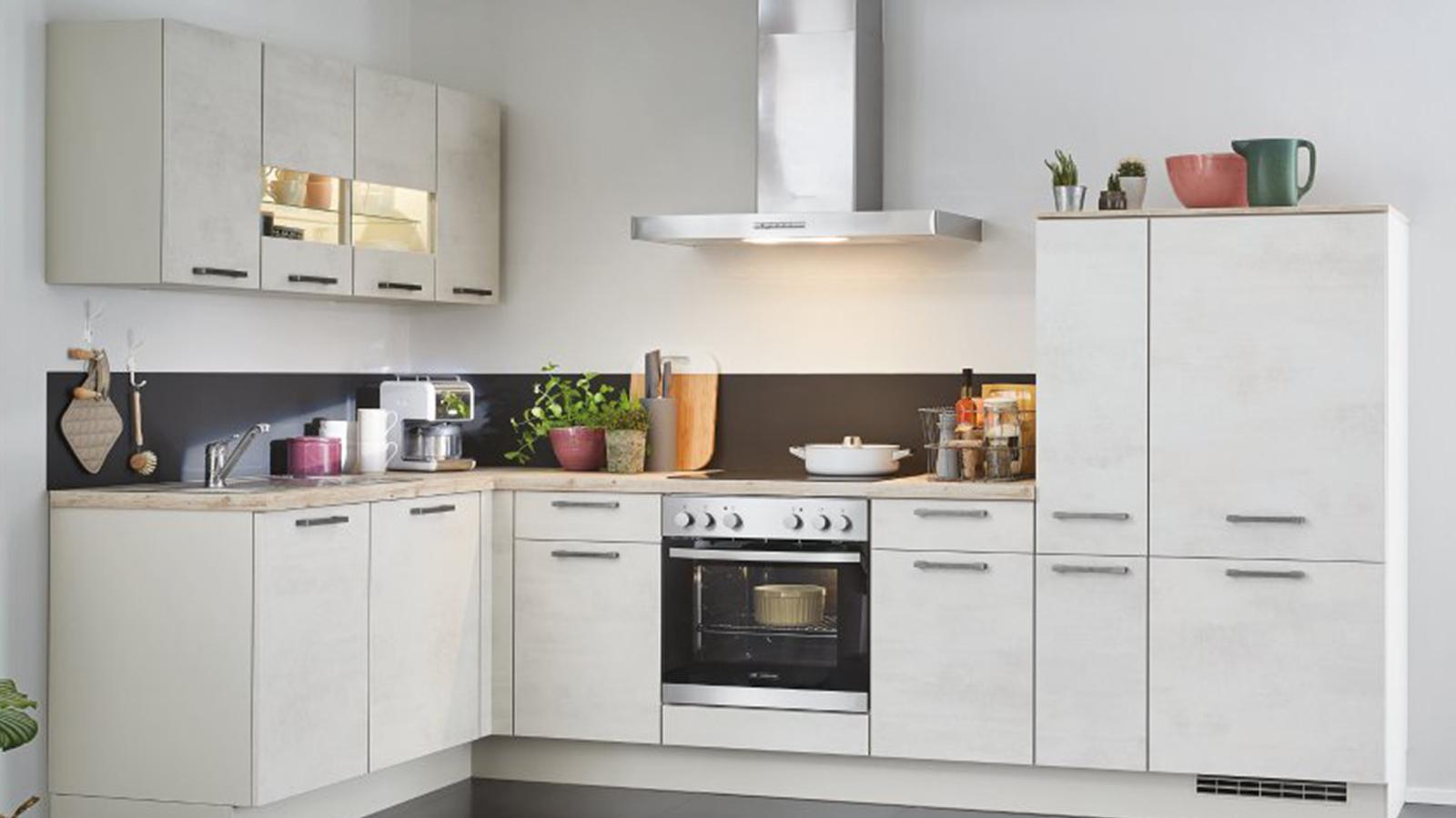 GRW_Möbel-Haus-Augsbur-Contur-Küche---Helle-Winkelküche